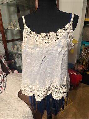 Women’s Cream Lace-Trim Cami Top